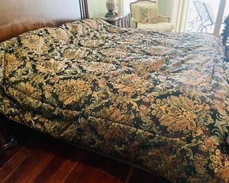 NOW $25 was $50 Comforter King size no pillows case 