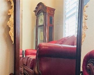 _____$350 FIRM
Chippendalle style Mirror 33x52