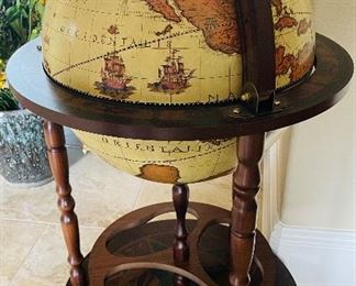 _____$240 
Made in Italy Zoffoli world globe bar 38Tx 19W