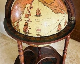 _____$240 
Made in Italy Zoffoli world globe bar 38Tx 19W
