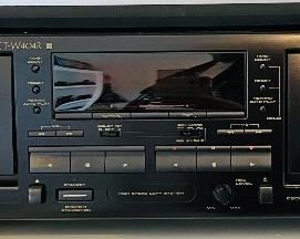 _____$60 FIRM 
Pioneer CT-W404R cassette player
