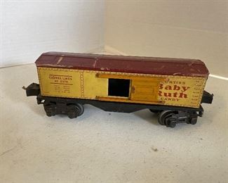 _____$1,000 
Early vintage Lionel train and tracks c.1930's
