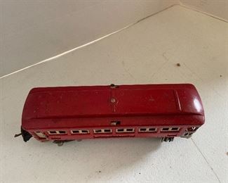 _____$1,000 
Early vintage Lionel train and tracks c.1930's
