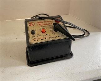 _____$1,000 
Early vintage Lionel train and tracks c.1930's
