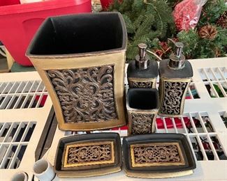 _____$36 
Vanity bathroom set&nbsp;