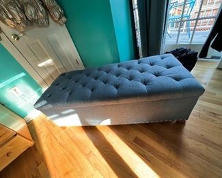 Upholstered, tufted, ottoman, oversize storage bench nice