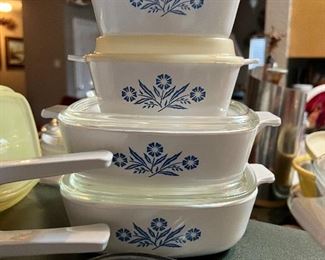 SMALL CASSEROLE DISHES BLUE CORNFLOWER BLUE CORNING WARE