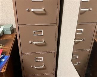 FOUR DRAWER HON METAL FILING CABINET