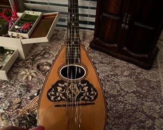 RARE 1900'S OSCAR SCHMIDT BOWLBACK MANDOLIN 25"