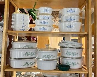 NICE SELECTION OF VINTAGE  BLUE CORNFLOWER CORNING WARE AND CALLAWAY IVY GREEN CORNING WARE