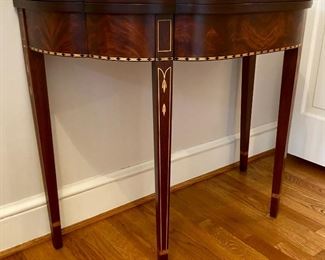 Henkle Harris Mahogany Myers card table