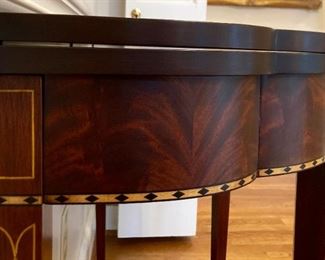 Henkle Harris Mahogany Myers card table