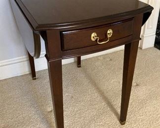 Ridgefield Home drop leaf end table