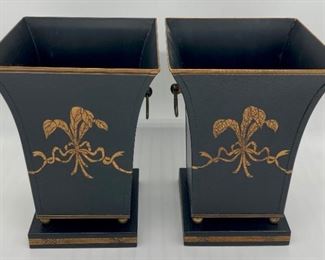 Set of 2 Regency ribbon metal pedestal cachepot