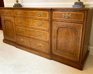 Vintage Henredon Carlton finish buffet