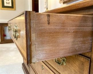 Vintage Henredon Carlton finish buffet