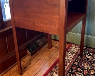 Southampton Mahogany table