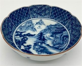 Blue and white Chinese bowl