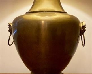 Vintage Wildwood lion head vase brass lamp
