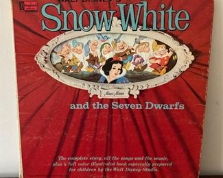 Vintage Walt Disney's Snow White and the Seven Dwarfs album