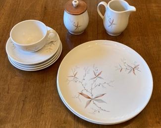 Vintage Syracuse China Carefree Finesse set