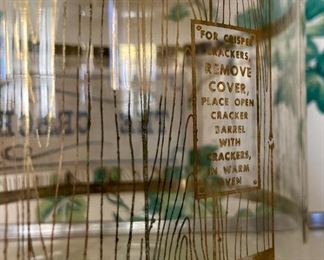 Vintage The Cracker Barrel cracker warmer/crisper