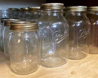Vintage Ball mason jars with lids