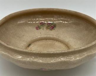 Assorted vintage kitchenware