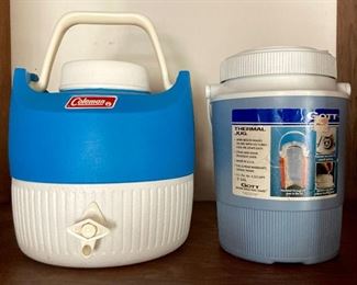 Assorted vintage thermal jugs including Coleman and Gott