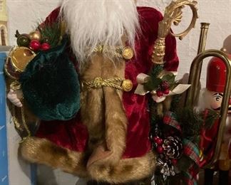 Vintage and modern Christmas decor