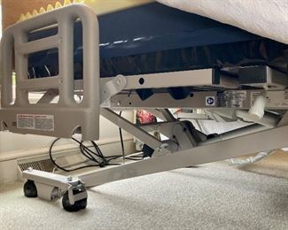 Basic American Zenith series hospital adjustable bed