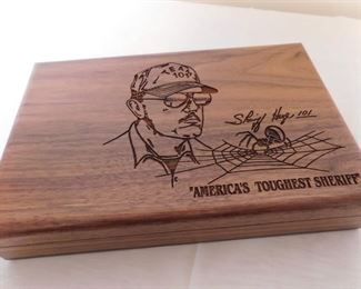 Sheriff Hege Knife and Box