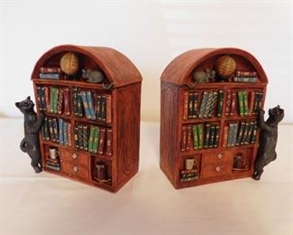 Curious Cat Bookends