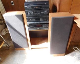Retro Stereo 