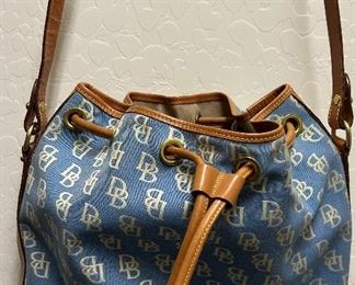 Dooney & Bourke