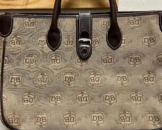 Dooney & Bourke