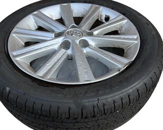 Michelin Tires P215/55R 17 on Toyota Rims set of 4