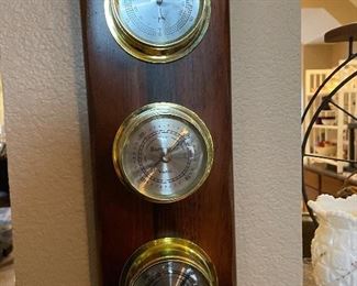 Hygrometer Thermometer combo wall hanging