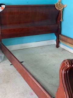 Queen bed frame (sleigh bed)