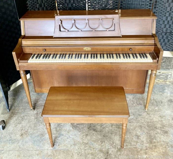 Wurlitzer Model 1775 Upright Piano