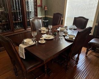 Dining table with 6 chairs, keltcraft by Noritake service for 4, Aspen Home lighted hutch