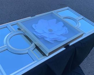 Gorgeous Accent Mirrors And Flower Wall Decor