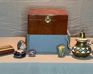 Cremation Urn, Collectibles