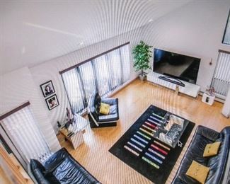 Natuzzi Leather Living Room Suite 