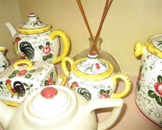 Vintage Early Provincial Ucagco Japan Rooster & Roses set 
