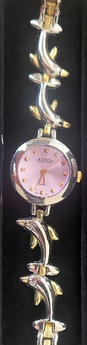 Ladies gold and silver plates dolphin themed ladies quartz watch 