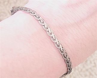 Sterling Silver infinity link bracelet
