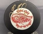 Signed Sergei Federov Red Wings Hockey Puck