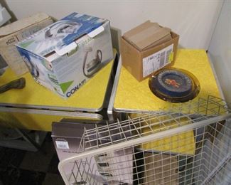 2 formica vintage tables