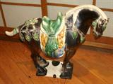 VINTAGE CHINESE PORCELAIN HORSE